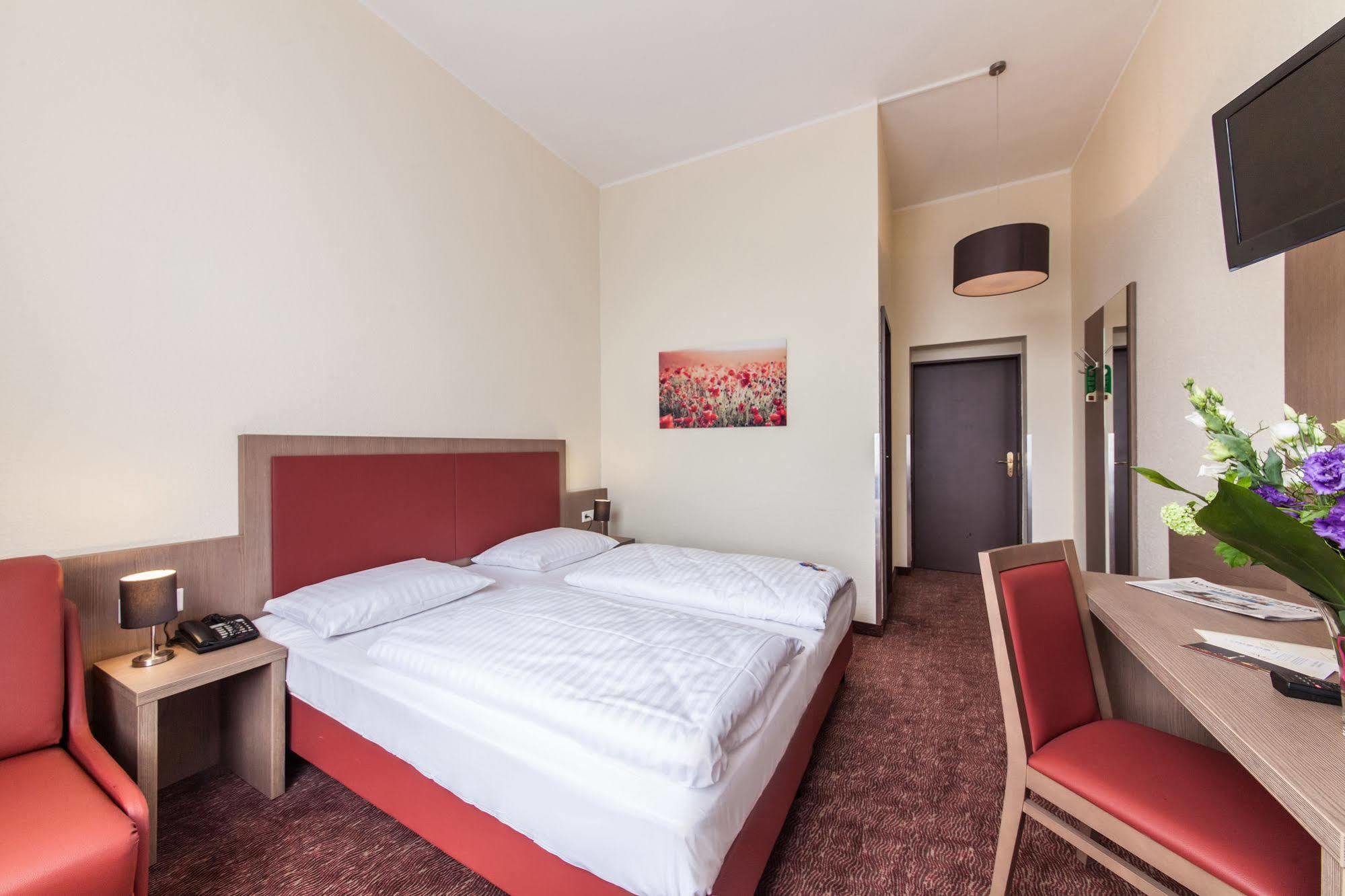 Hotel Maxim Duesseldorf City מראה חיצוני תמונה