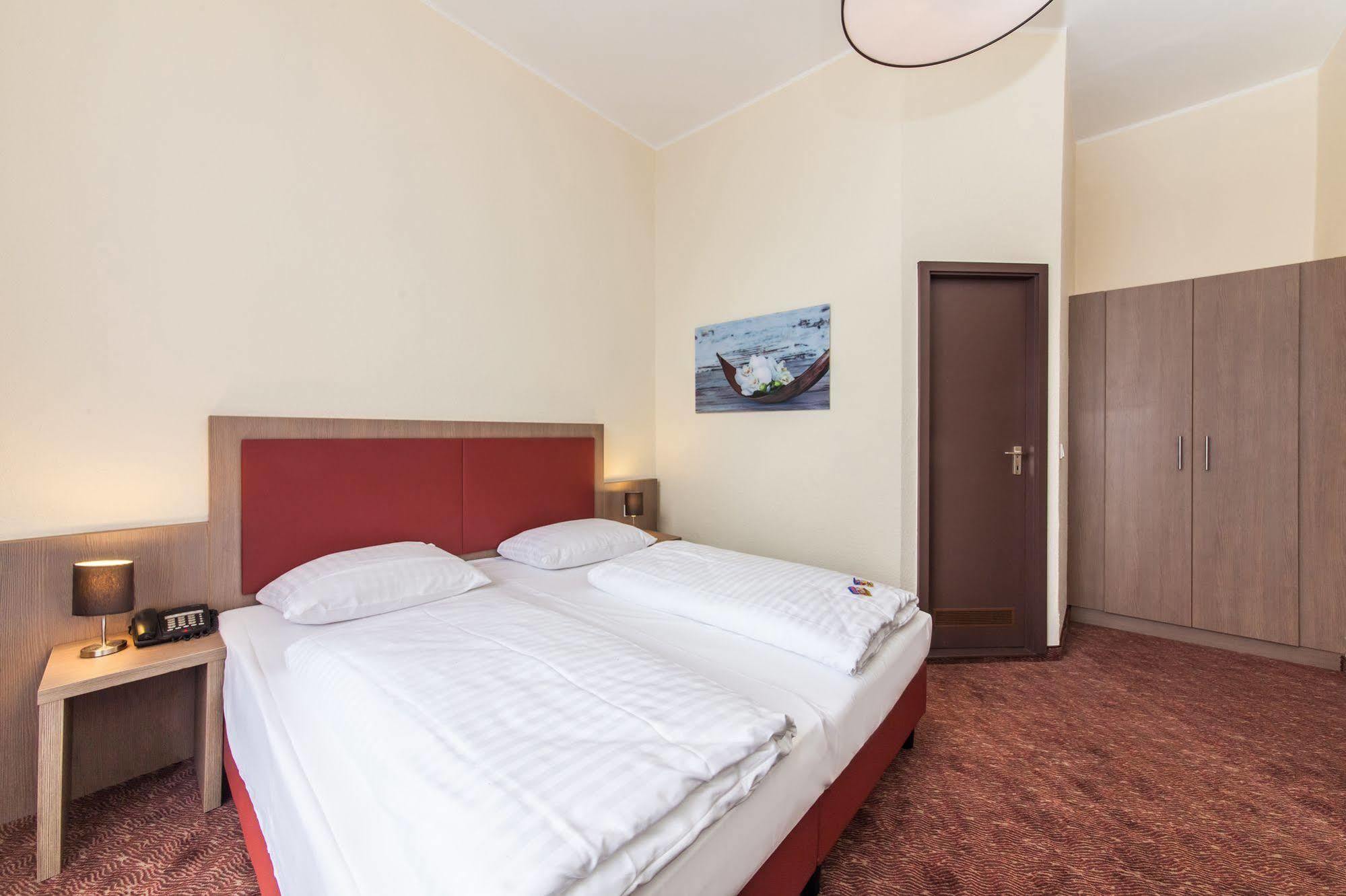 Hotel Maxim Duesseldorf City מראה חיצוני תמונה