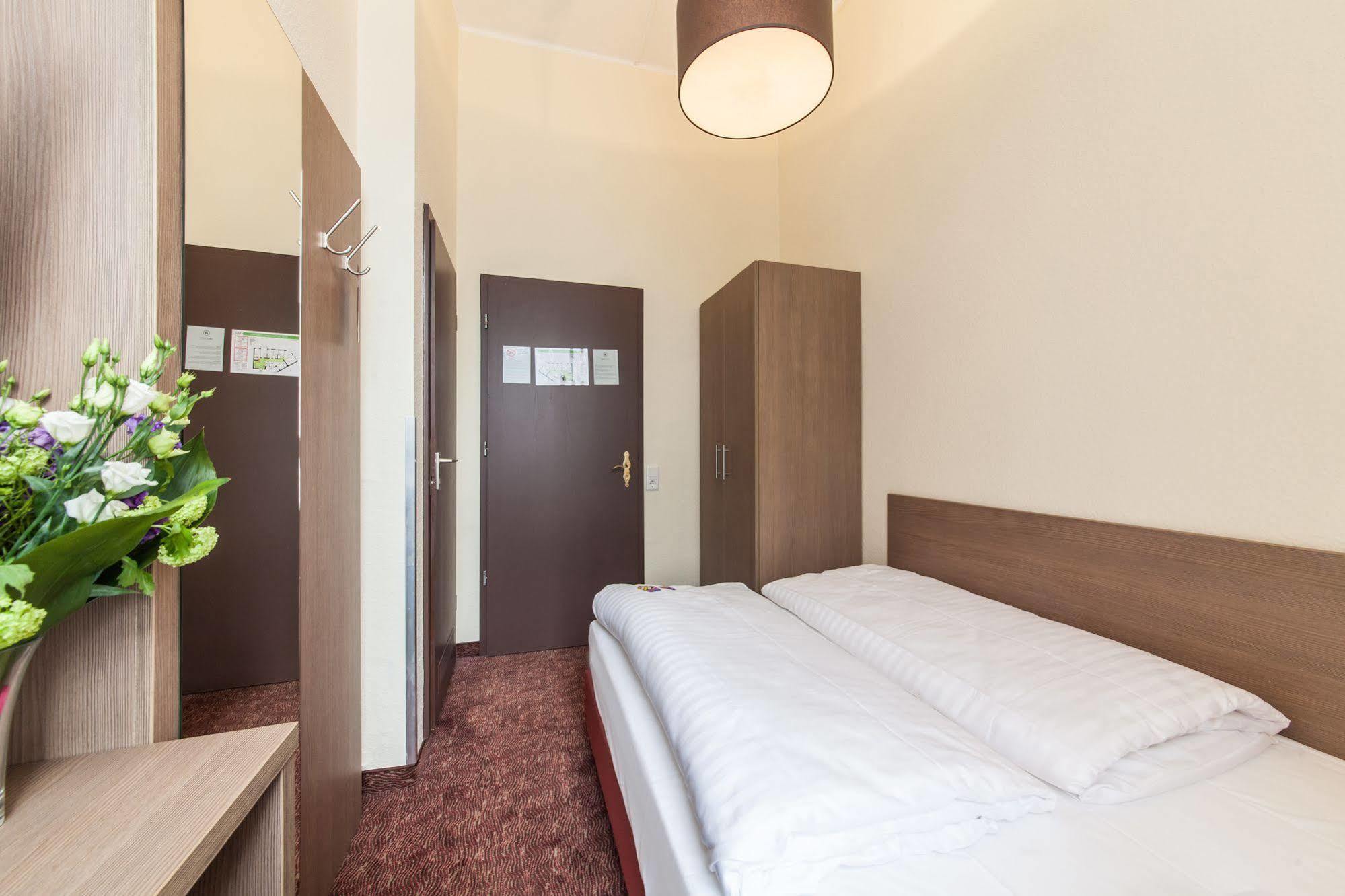Hotel Maxim Duesseldorf City מראה חיצוני תמונה