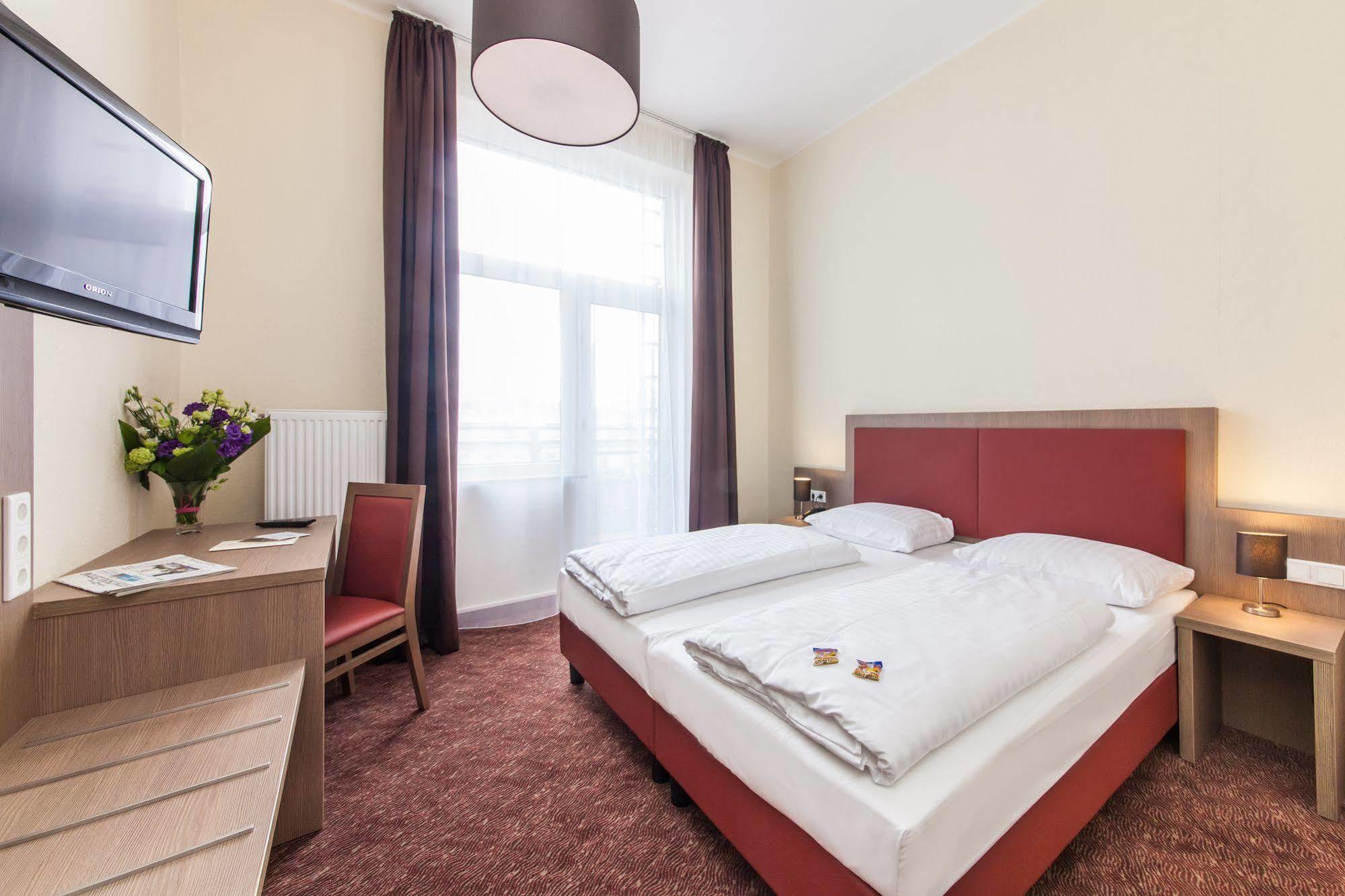 Hotel Maxim Duesseldorf City מראה חיצוני תמונה